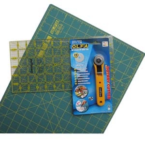 Patchwork Travel Pack Discount Small Rotary Cutter Mat And Ruler